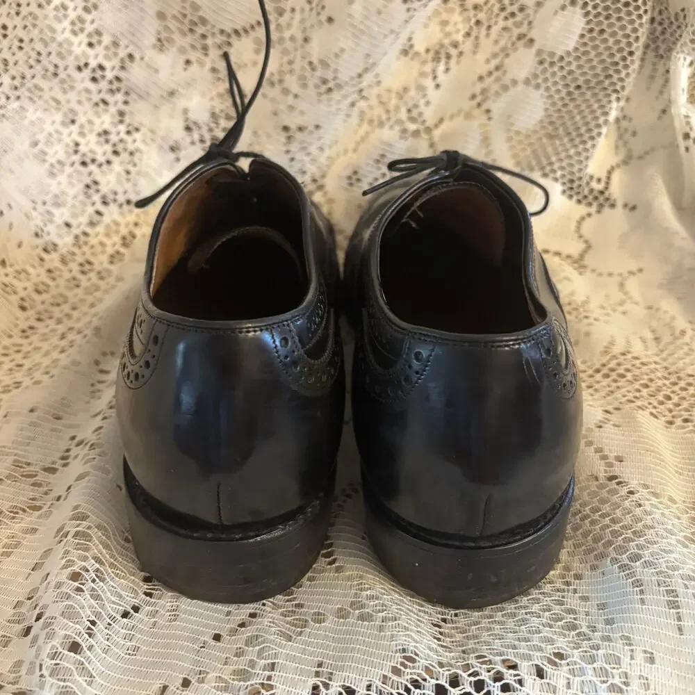 Johnston & Murphy Men's US 10.5 Black Waverly Wingtip Oxford Dress Shoes